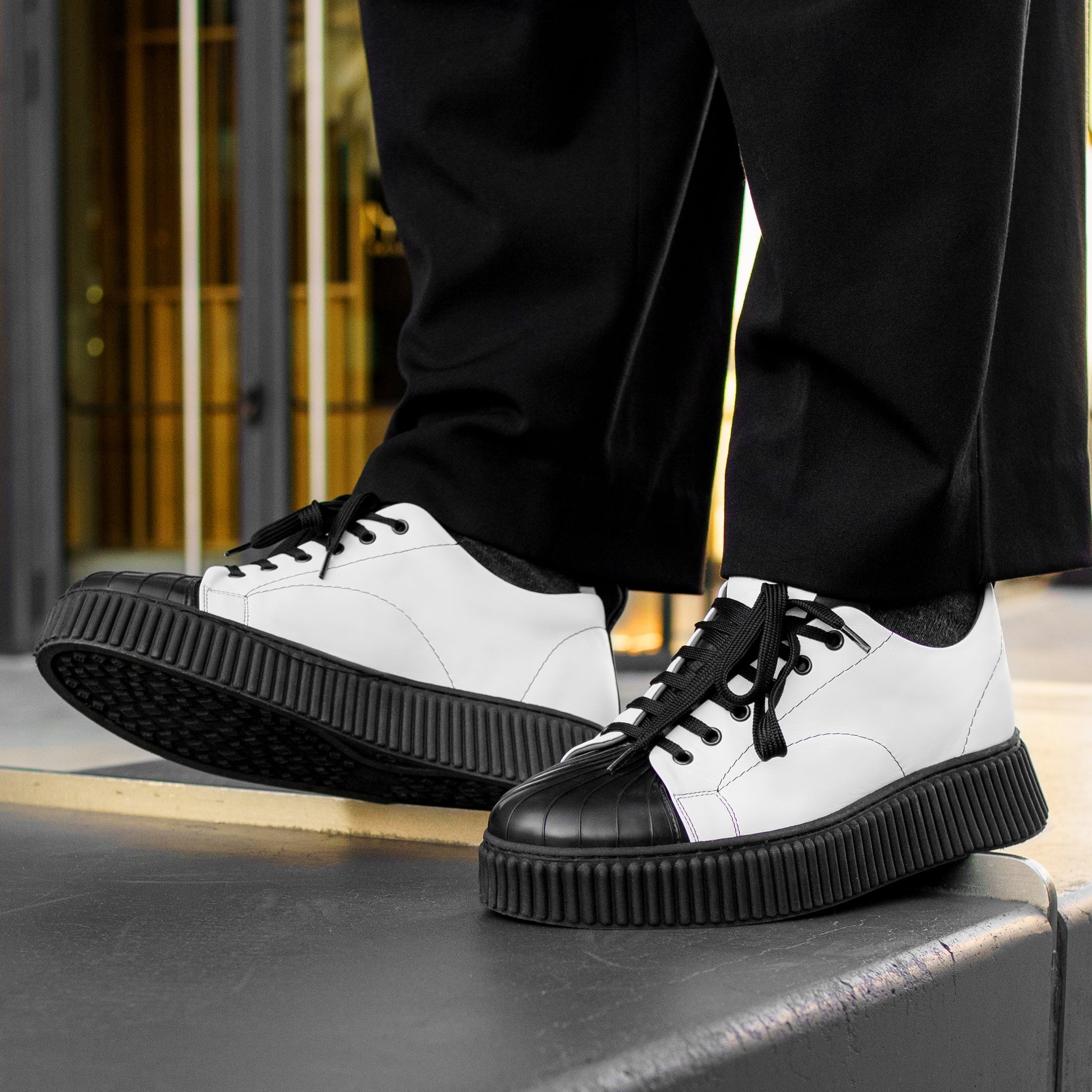 Briga One Cuir Noir & Blanc